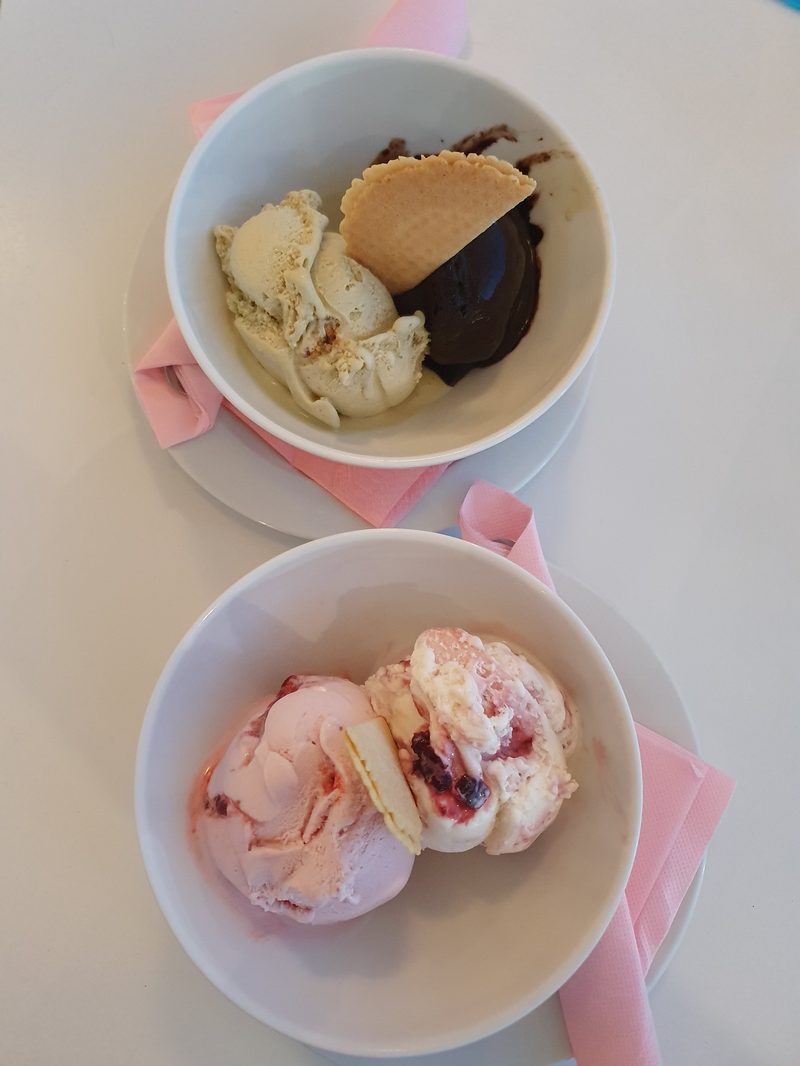 Ice cream in Milos