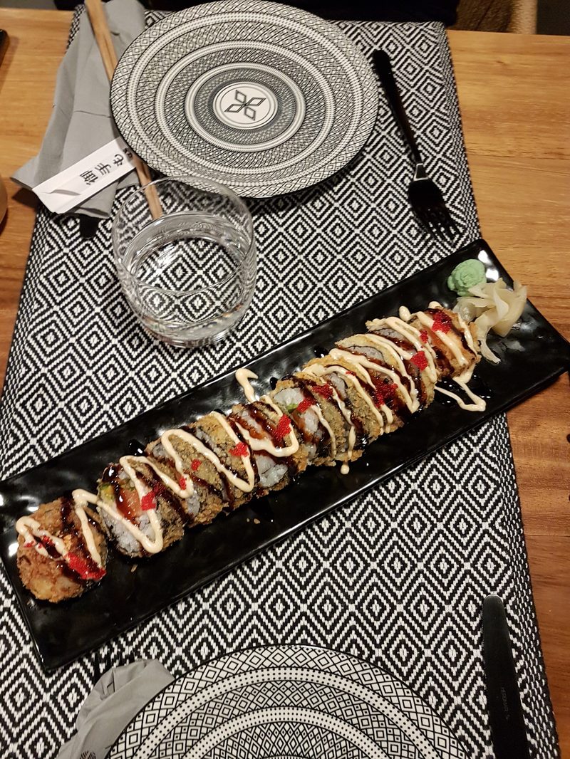 Sushi time in Milos!