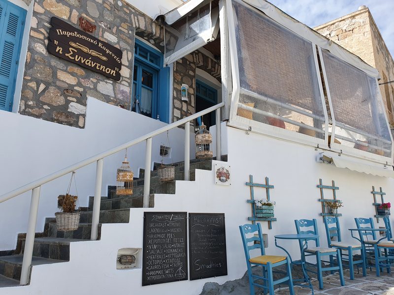 A cafe in Kimolos